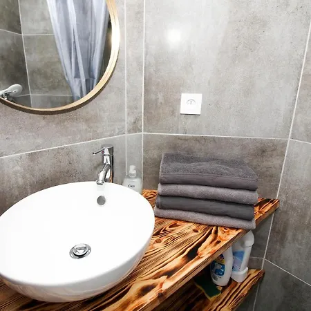 T2 En Coeur De - 2 Lits + Lit Bebe - Wifi - Imprimante Apartment Carcassonne