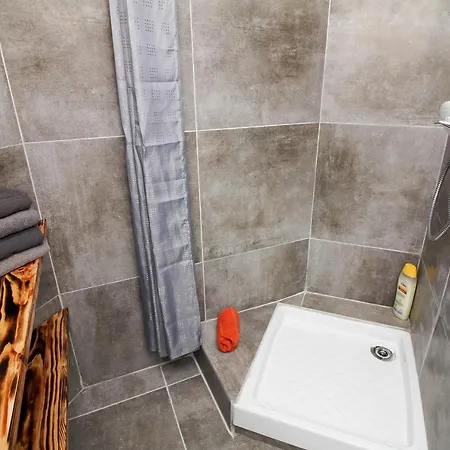 T2 En Coeur De - 2 Lits + Lit Bebe - Wifi - Imprimante Apartment
